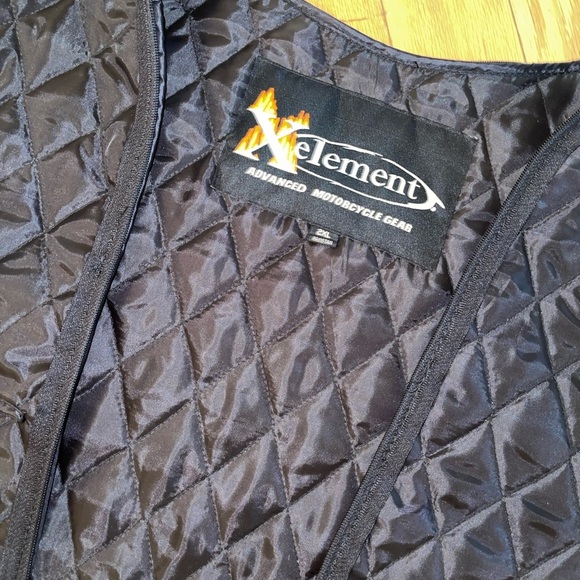 Element Black Quilted Motorcycle Vest - Picture 2 of 2